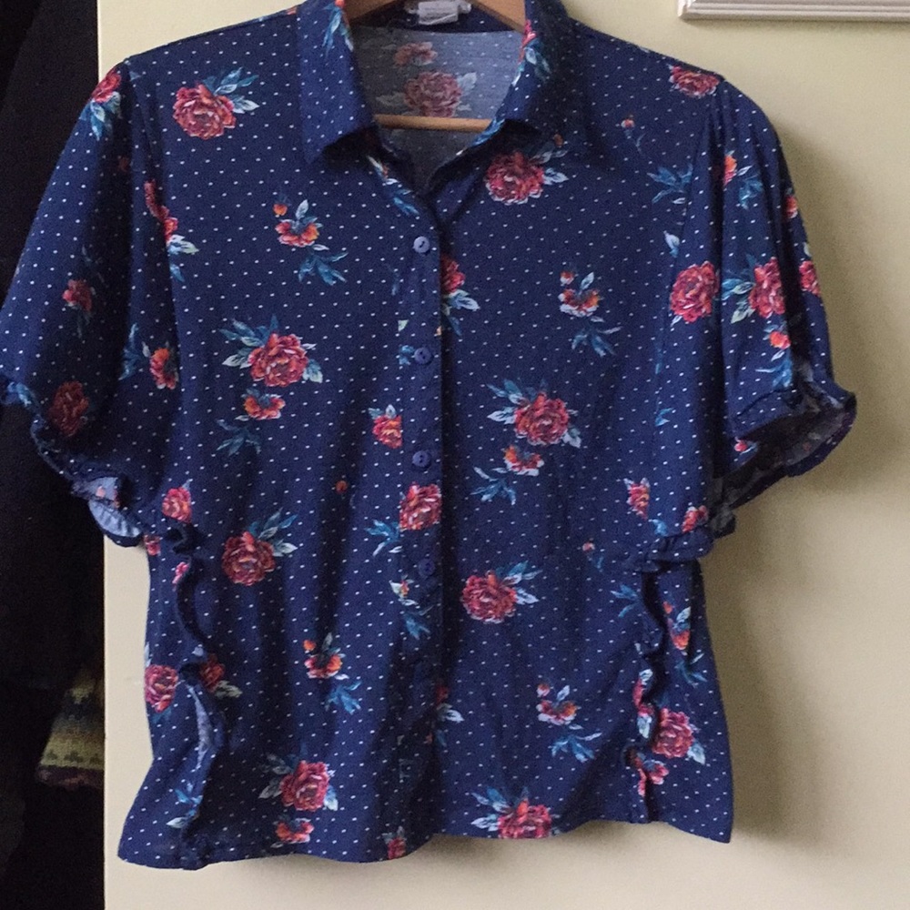 Floral short w/ ruffle sleeve
